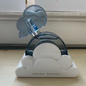 Ariana Grande Cloud Perfume